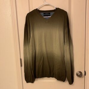 Tommy Hilfiger Men's Olive V-Neck Sweater